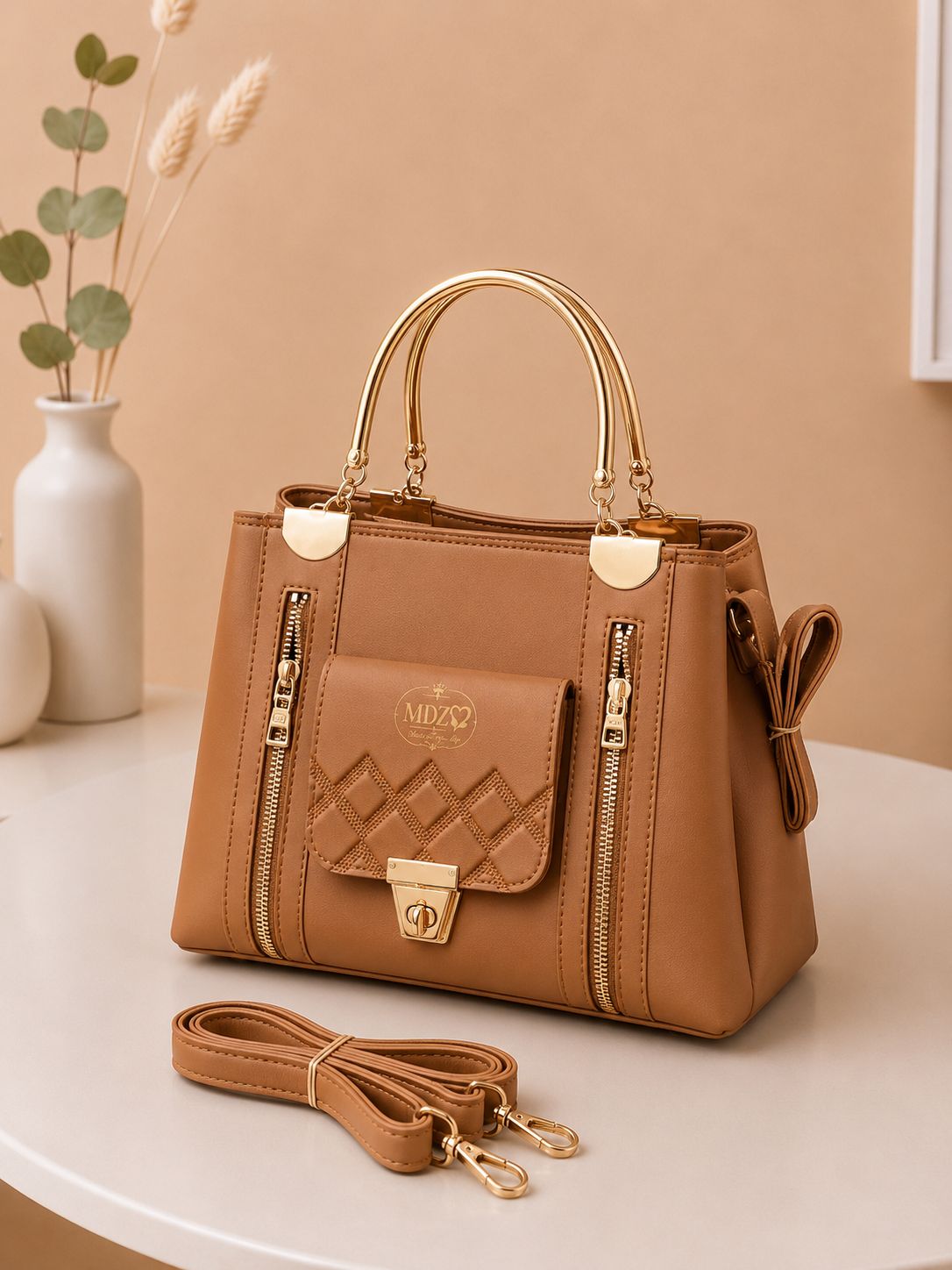 Elegant Quilted Women’s Handbag with Gold-Tone Hardware – Versatile Crossbody & Top Handle Purse